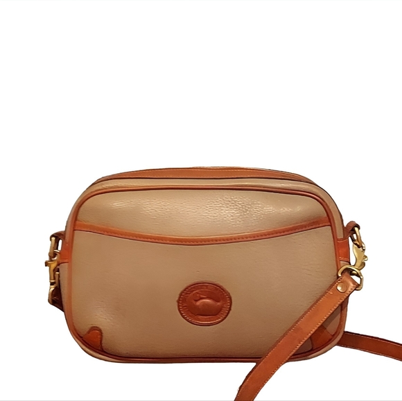Dooney & Bourke Handbags - Dooney & Bourke Vintage Leather Crossbody Bag